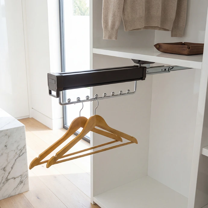 SEOUL Pull-Out 8 Bead Cloth Hanger