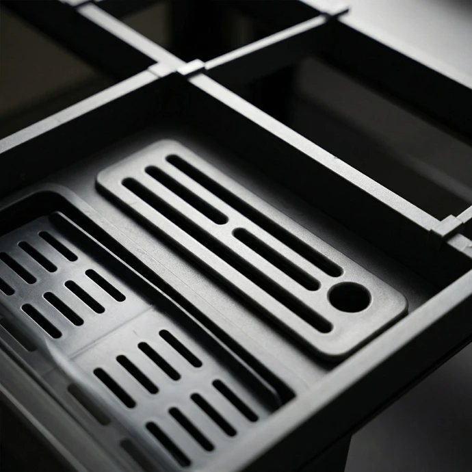 LYON Pull-Out Organizer