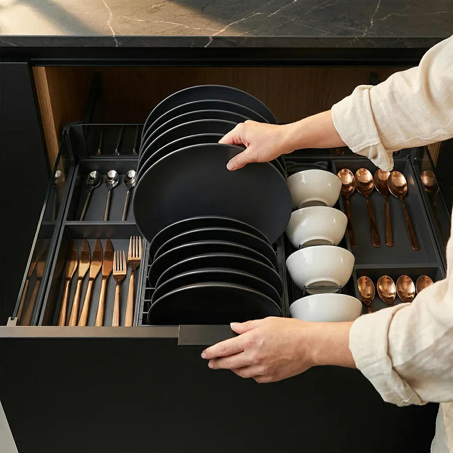 BARI Pull Out Organizer _3.webp