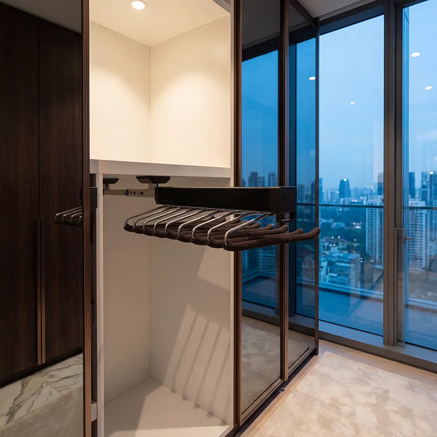 LAGAS pull-out trousers rack4.webp